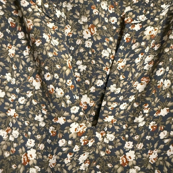 Cotton Bleu Floral Ruffle Feminine Short Sleeve Top - Picture 3 of 7